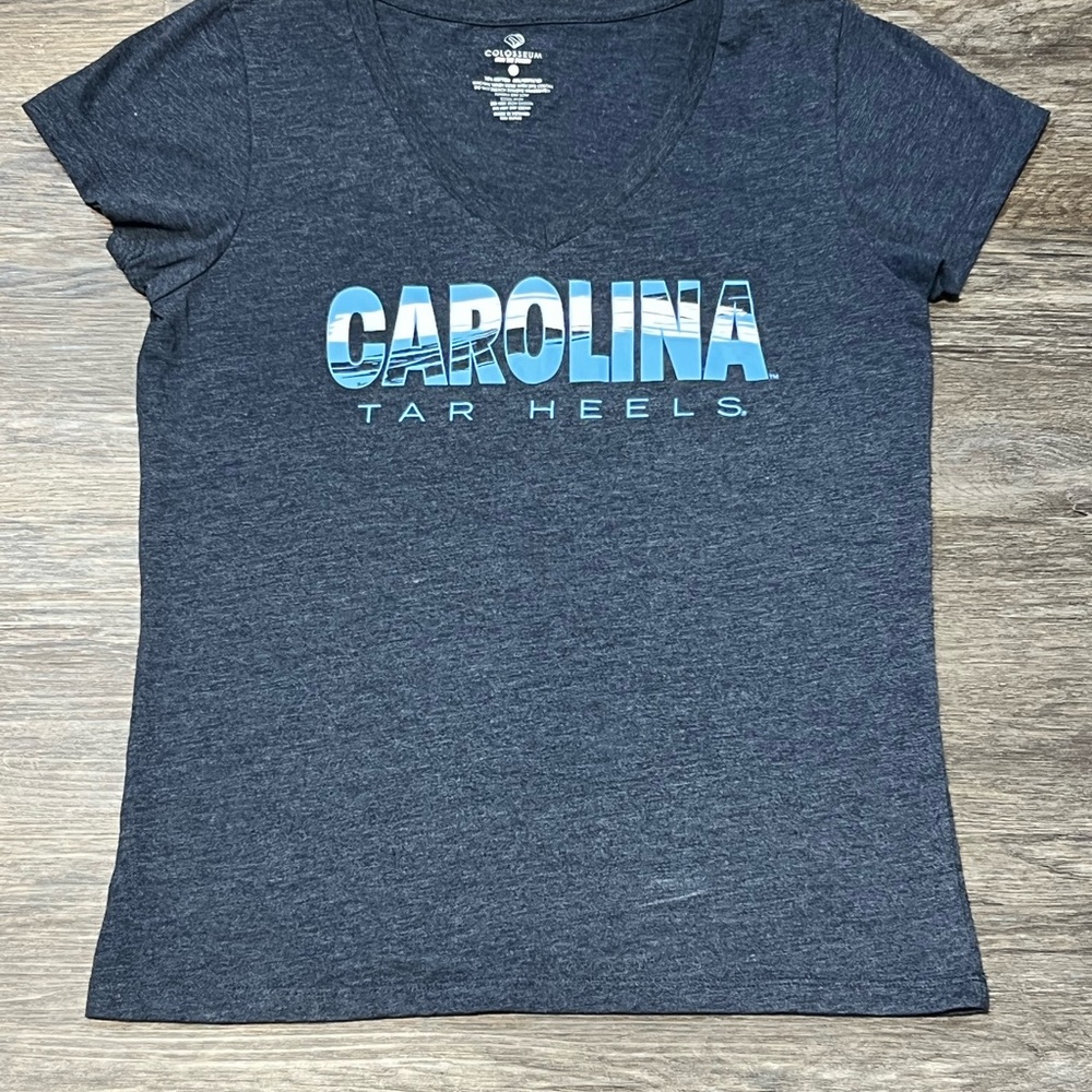 Colosseum Women's Carolina Tar Heels Charcoal Tee
